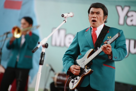 Aksi Rhoma sampaikan visi dan misi Partai Idaman lewat lagu dangdut