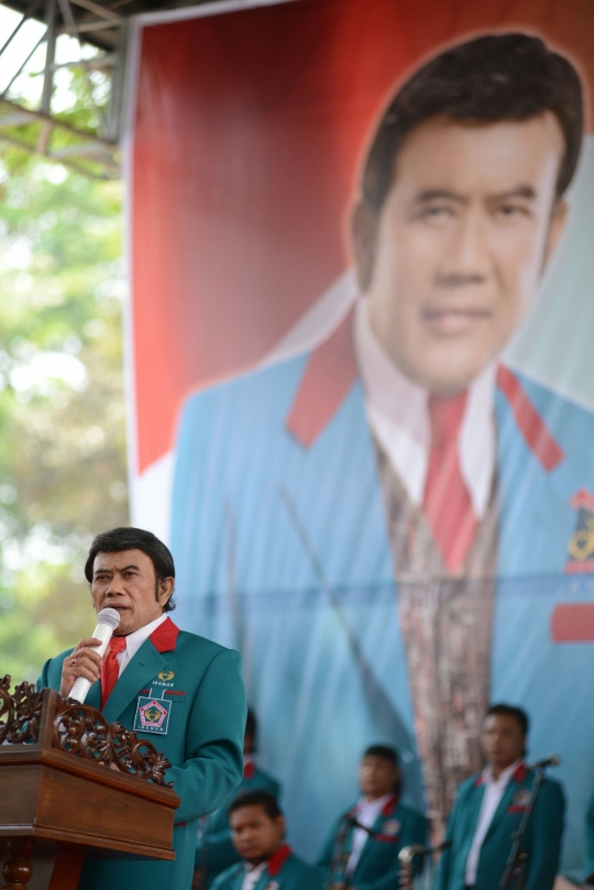 Aksi Rhoma sampaikan visi dan misi Partai Idaman lewat lagu dangdut