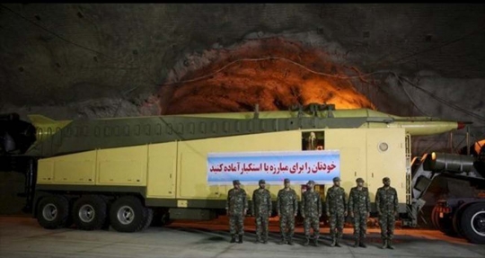 Ini pangkalan rudal bawah tanah buatan Iran