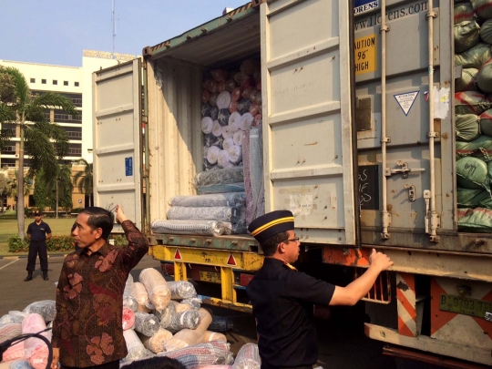 Aksi Jokowi bongkar penyelundupan tekstil ilegal
