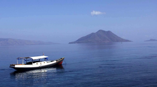 Menyusuri keindahan pesisir Pulau Alor yang masih perawan