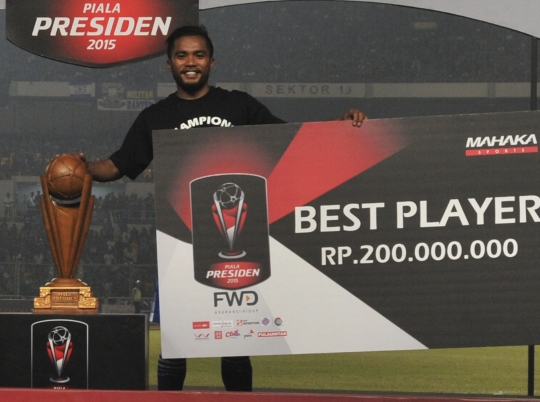 Euforia Persib angkat trofi juara Piala Presiden
