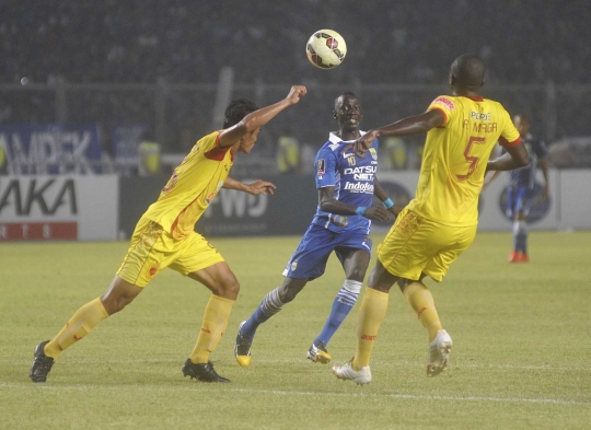 Duel seru Persib vs Sriwijaya FC di final Piala Presiden