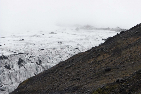 Menyaksikan fenomena mencairnya gletser di Islandia capai 1 km