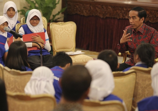 Jokowi diwawancarai reporter cilik SD se-Jabotabek