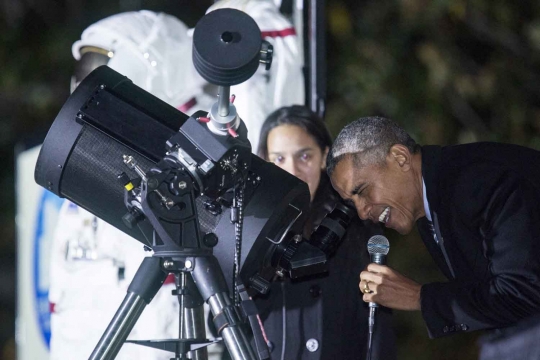 Remaja muslim yang disangka teroris diundang Obama ke Gedung Putih