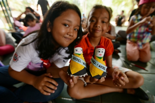 Antusiasme anak-anak belajar di Festival Dongeng Jakarta