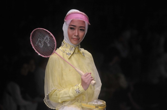 Keanggunan busana muslim cantik karya desainer ternama di JFW 2016