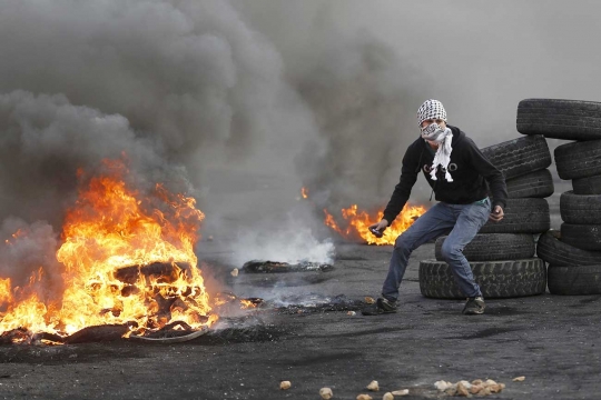 Ini senjata pamungkas demonstran Palestina melawan pasukan zionis