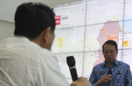 Menko Luhut pimpin rapat penanggulangan bencana asap
