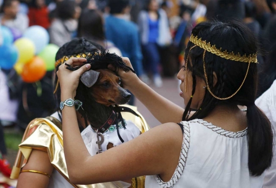 Melihat kehebohan perayaan Halloween di negara-negara belahan dunia