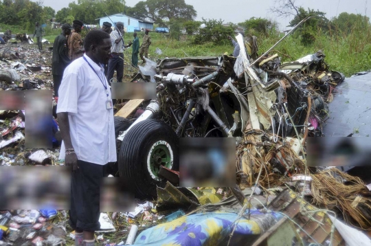Pesawat kargo jatuh, puluhan penumpang tewas bergelimpangan di Sudan