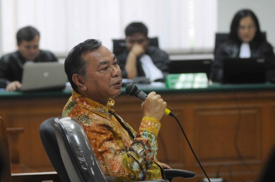 Politikus PPP Hasrul Azwar bersaksi di sidang Suryadharma Ali