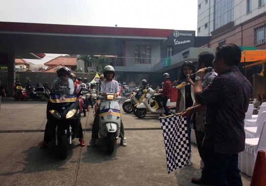 Keseruan keliling Jakarta bersama komunitas Vespa