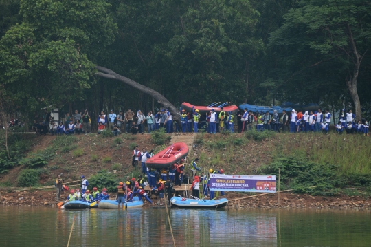 Ratusan pelajar ikut Sekolah Siaga Bencana 2015 di Situ Gintung