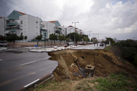 Bencana banjir kepung Israel