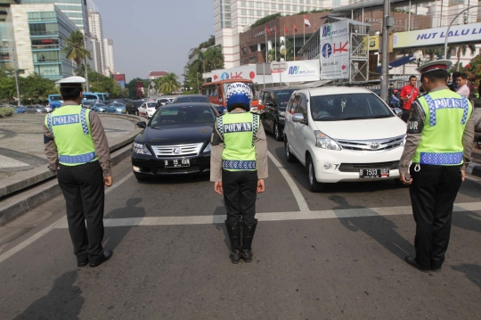 Peringati Hari Pahlawan, polisi ajak pengendara heningkan cipta