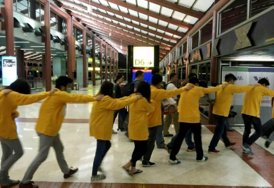 Kasus penipuan via telepon, 254 warga China dideportasi