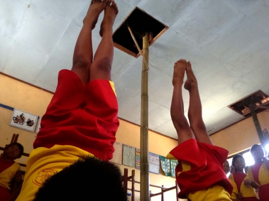 Kondisi prihatin gedung SDN 2 Petahunan rusak dan hampir roboh