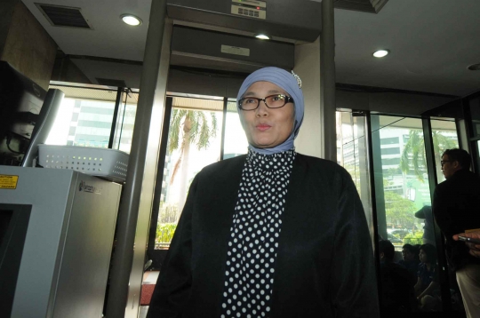 Sekjen DPR diperiksa KPK terkait kasus suap Dewie Yasin Limpo