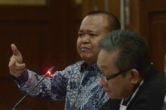 Istri muda Gatot bersaksi di sidang Rio Capella