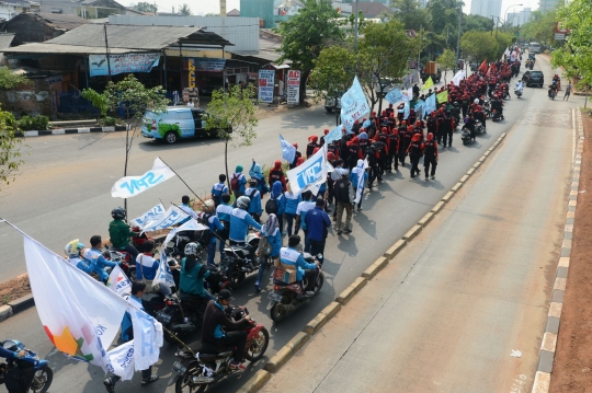 Tolak PP Pengupahan, ratusan buruh jalan kaki Bandung-Jakarta