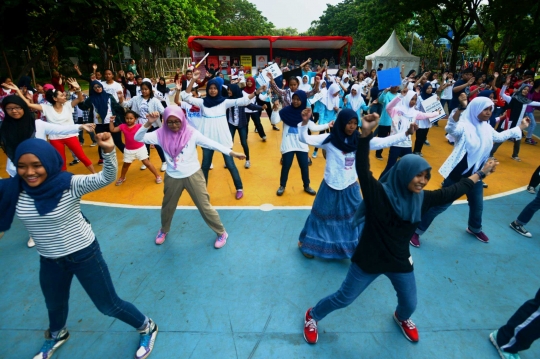 Siswa dan guru se-Jakarta-Bandung kampanyekan sekolah tanpa rokok