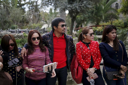 Melihat keseruan Manny Pacquiao berlibur ke Kota Yerusalem