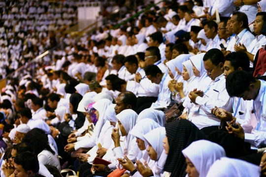 Presiden Jokowi hadiri peringatan Hari Guru Nasional 2015