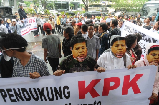 Demo kecam Setya Novanto terkait pencatutan nama Jokowi