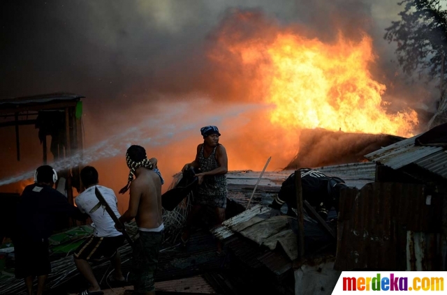 Foto : Dahsyatnya kebakaran di Filipina, ratusan rumah 