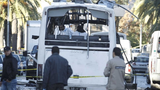 Ini bus pengawal Presiden Tunisia yang dibom pelaku teror