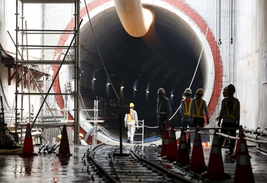 Melihat lebih dekat perkembangan proyek jalur bawah tanah MRT