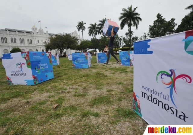 Foto : Menengok kesibukan persiapan Indonesia Festival di 