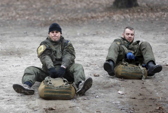 Intip kerasnya ujian calon pejuang perang Ukraina
