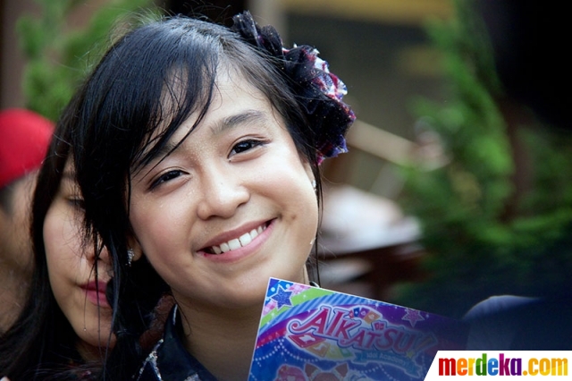 Foto Kenalkan budaya minum susu  JKT48  kunjungi SD di 