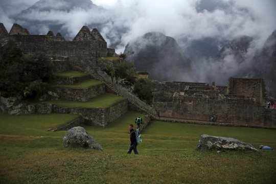 Penjelajahan Google Street View di gunung tua Suku Inca