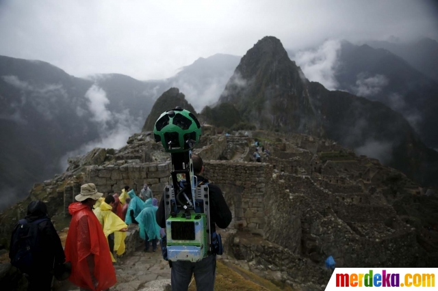 Foto : Penjelajahan Google Street View di gunung tua Suku 