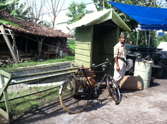 Unik, TPS di Bantul ini mirip markas pejuang