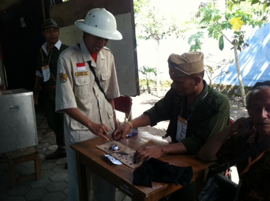 Unik, TPS di Bantul ini mirip markas pejuang