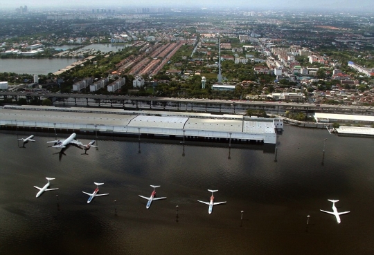 Bandara-bandara ini bikin pilot berpikir 100 kali sebelum mendarat