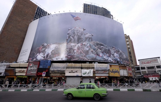 Coretan mural nyelekit anti-AS menjamur di Iran