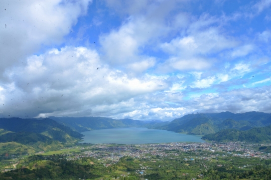Pesona Danau Laut Tawar di dataran tinggi Gayo