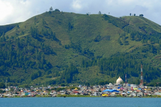 Pesona Danau Laut Tawar di dataran tinggi Gayo