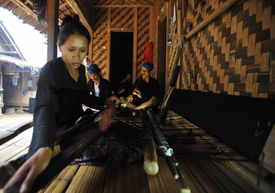 Hakikat tenun bagi perempuan Suku Badui Luar