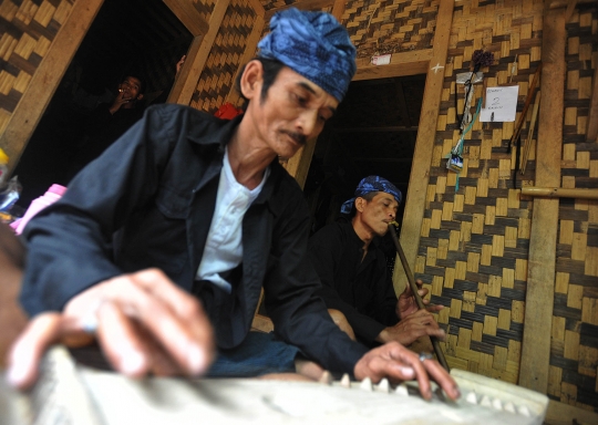 Melihat warga Badui Luar lestarikan budaya lewat alat musik