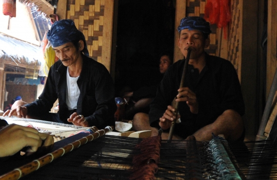 Melihat warga Badui Luar lestarikan budaya lewat alat musik