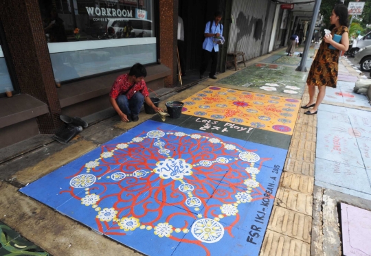 Mural pedestrian 120 meter percantik Jalan Cikini Raya