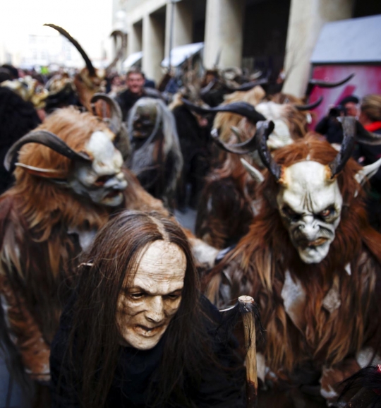 Krampuss, iblis seram yang berkeliaran di Jerman jelang Natal