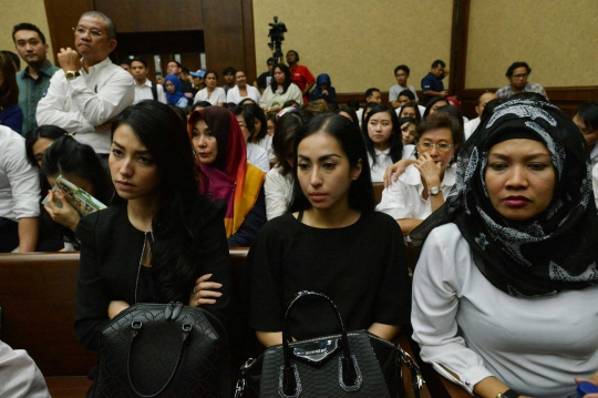 OC Kaligis divonis 5 tahun 6 bulan penjara